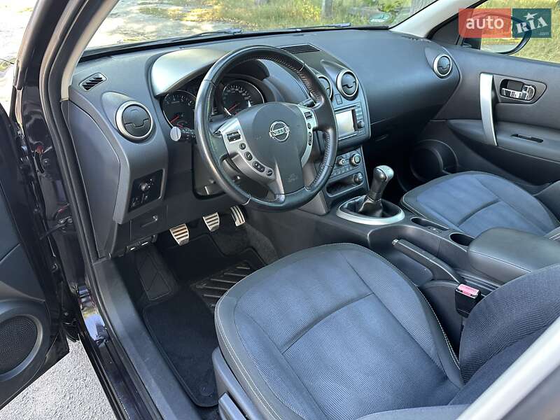 Внедорожник / Кроссовер Nissan Qashqai 2010 в Лебедине