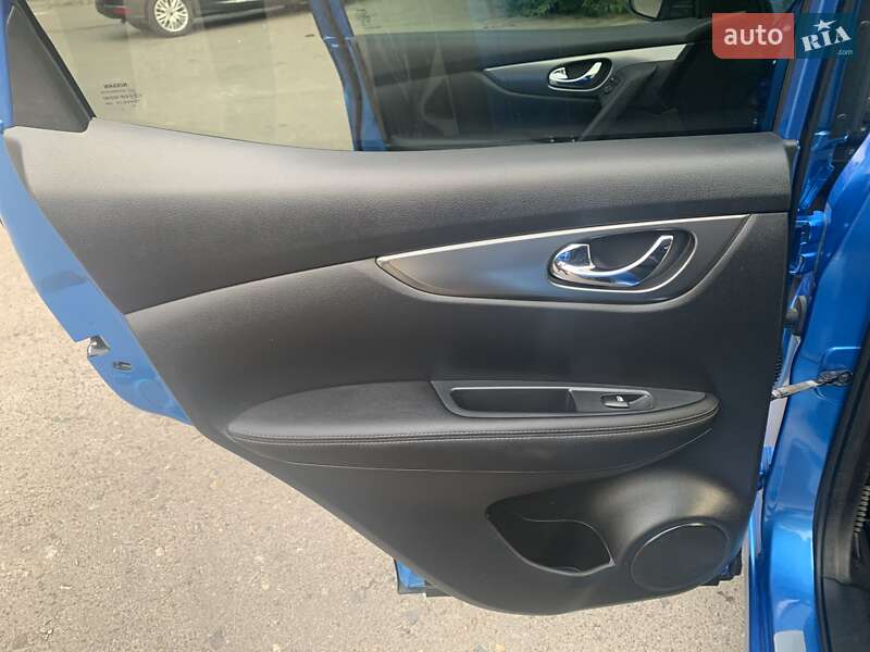 Внедорожник / Кроссовер Nissan Qashqai 2018 в Львове фото 24 Внедорожник / Кроссовер Nissan Qashqai 2018 в Львове