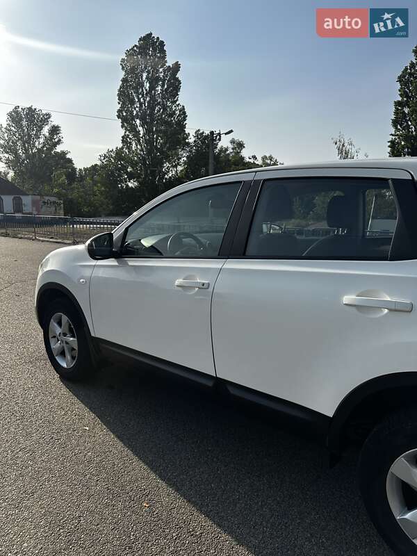 Внедорожник / Кроссовер Nissan Qashqai 2012 в Днепре фото 6 Внедорожник / Кроссовер Nissan Qashqai 2012 в Днепре