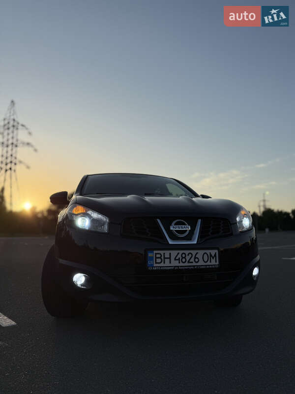 Внедорожник / Кроссовер Nissan Qashqai 2013 в Одессе