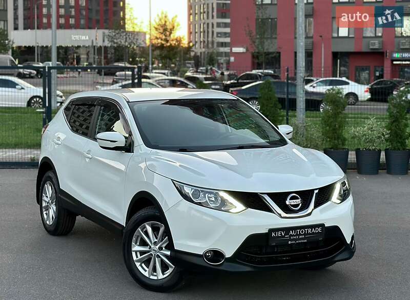 Внедорожник / Кроссовер Nissan Qashqai 2016 в Киеве