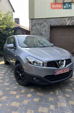 Позашляховик / Кросовер Nissan Qashqai 2010 в Львові
