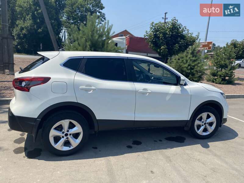 Внедорожник / Кроссовер Nissan Qashqai 2018 в Немирове