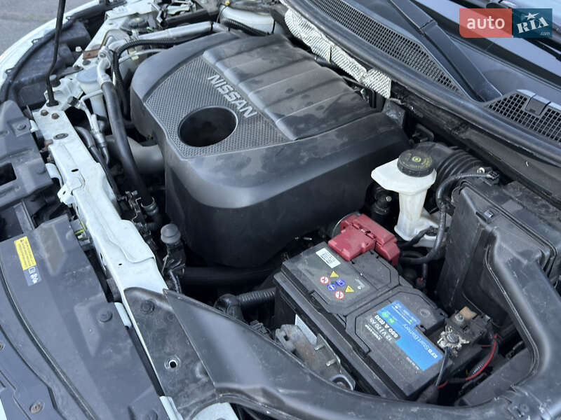 Внедорожник / Кроссовер Nissan Qashqai 2015 в Полтаве