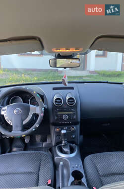 Внедорожник / Кроссовер Nissan Qashqai 2008 в 
