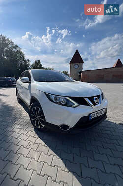 Внедорожник / Кроссовер Nissan Qashqai 2016 в Бережанах
