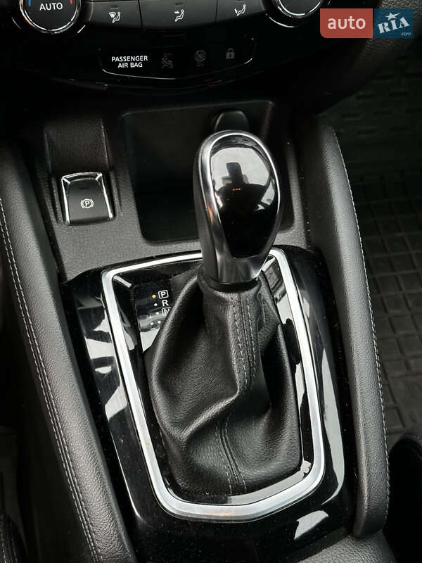 Внедорожник / Кроссовер Nissan Qashqai 2017 в Львове