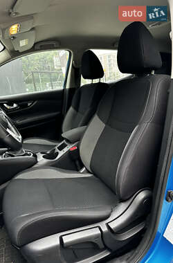 Внедорожник / Кроссовер Nissan Qashqai 2017 в 