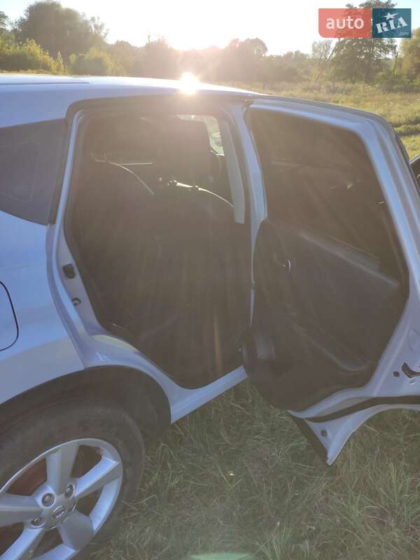 Внедорожник / Кроссовер Nissan Qashqai 2007 в Ромнах