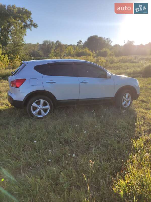 Внедорожник / Кроссовер Nissan Qashqai 2007 в Ромнах
