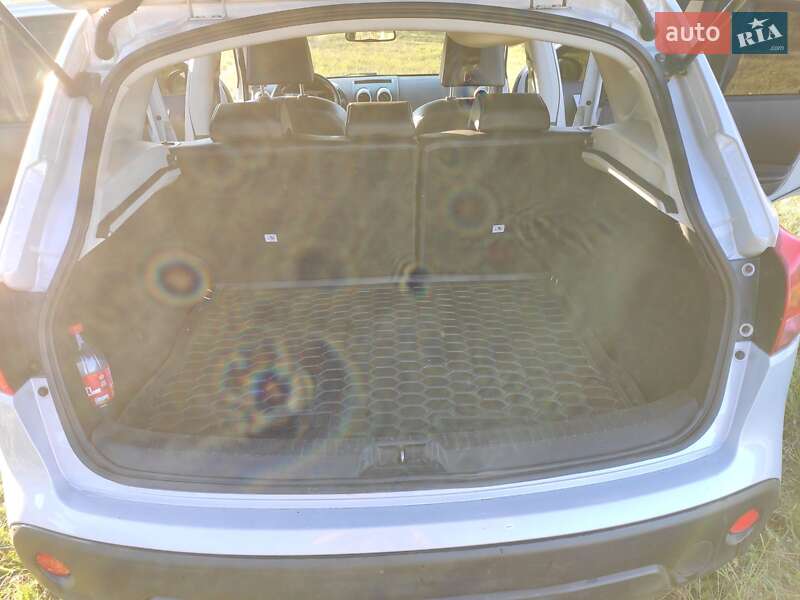 Внедорожник / Кроссовер Nissan Qashqai 2007 в Ромнах