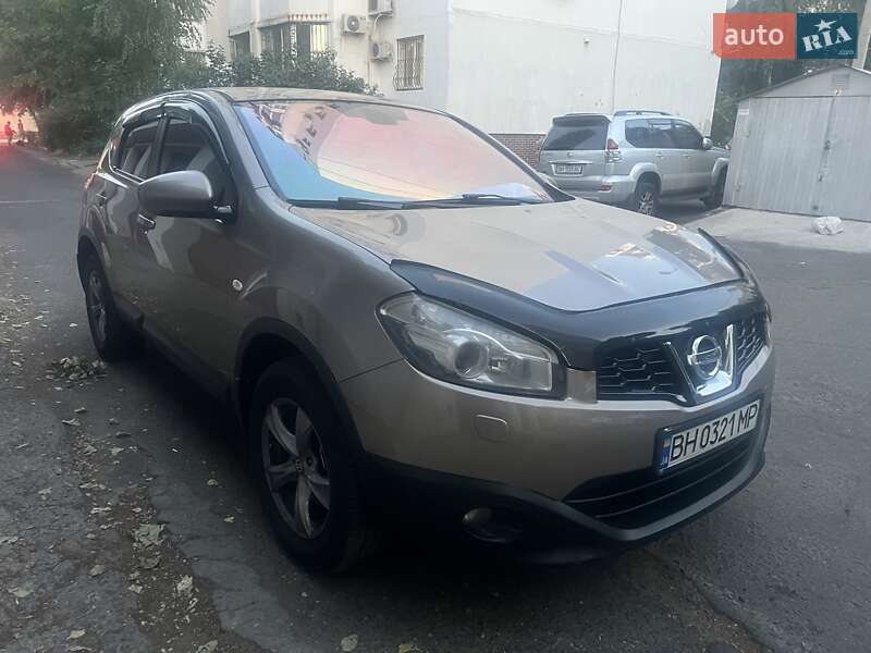 Внедорожник / Кроссовер Nissan Qashqai 2010 в Одессе