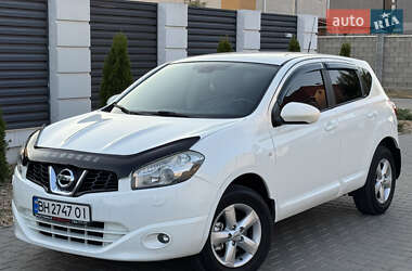 Позашляховик / Кросовер Nissan Qashqai 2011 в Одесі