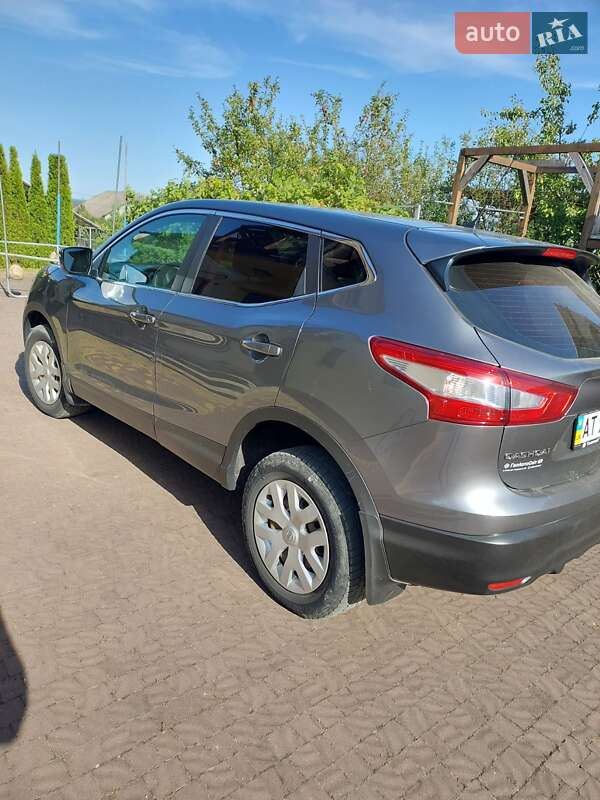 Внедорожник / Кроссовер Nissan Qashqai 2014 в Болехове