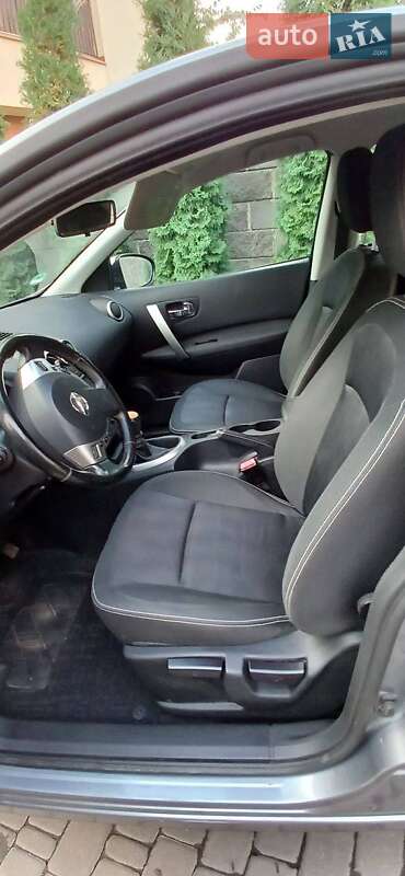 Внедорожник / Кроссовер Nissan Qashqai 2011 в Ровно