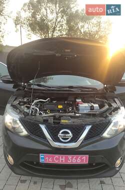 Внедорожник / Кроссовер Nissan Qashqai 2014 в 