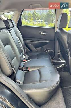 Внедорожник / Кроссовер Nissan Qashqai 2008 в 