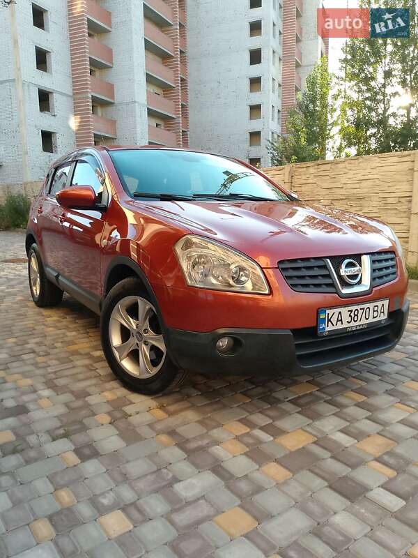 Внедорожник / Кроссовер Nissan Qashqai 2007 в 