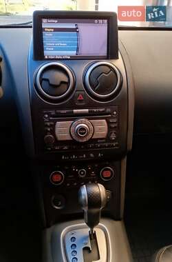 Внедорожник / Кроссовер Nissan Qashqai 2007 в 