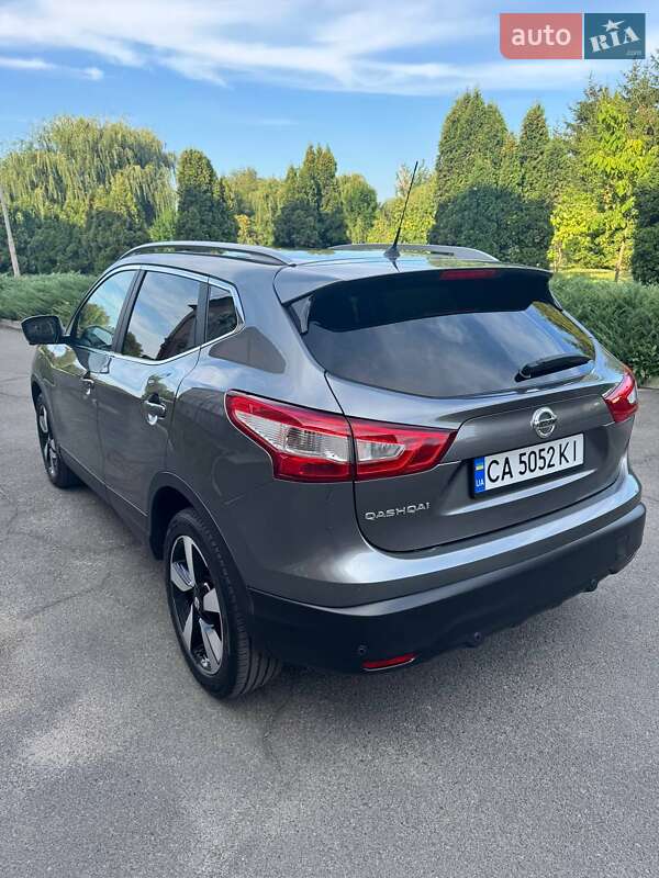 Внедорожник / Кроссовер Nissan Qashqai 2016 в Умани