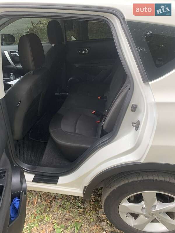 Внедорожник / Кроссовер Nissan Qashqai 2013 в Днепре