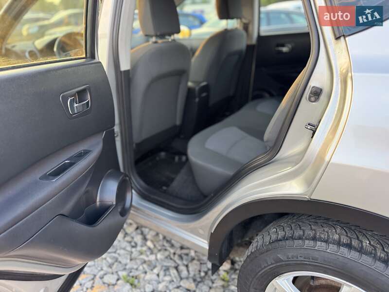 Внедорожник / Кроссовер Nissan Qashqai 2011 в Львове фото 27 Внедорожник / Кроссовер Nissan Qashqai 2011 в Львове