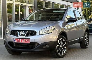 Позашляховик / Кросовер Nissan Qashqai 2013 в Житомирі