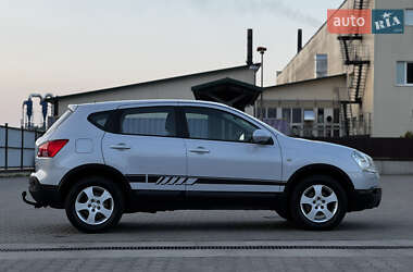 Внедорожник / Кроссовер Nissan Qashqai 2007 в 