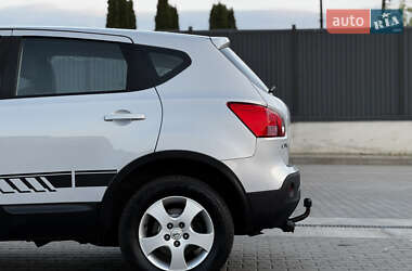 Внедорожник / Кроссовер Nissan Qashqai 2007 в 
