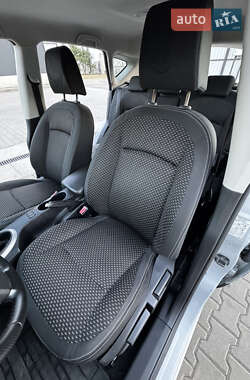 Внедорожник / Кроссовер Nissan Qashqai 2007 в 