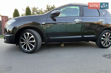Внедорожник / Кроссовер Nissan Qashqai 2010 в 