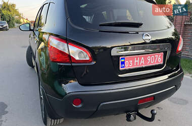 Внедорожник / Кроссовер Nissan Qashqai 2010 в 