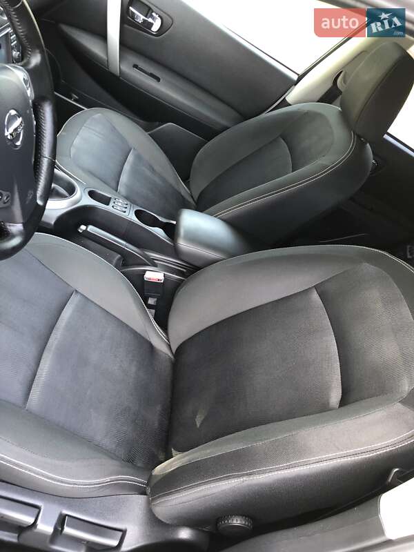 Внедорожник / Кроссовер Nissan Qashqai 2011 в Хмельницком