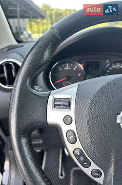 Внедорожник / Кроссовер Nissan Qashqai 2012 в 