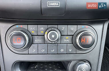 Внедорожник / Кроссовер Nissan Qashqai 2012 в 