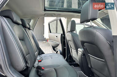 Внедорожник / Кроссовер Nissan Qashqai 2012 в 