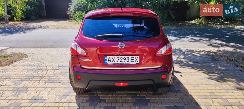 Внедорожник / Кроссовер Nissan Qashqai 2010 в Одессе
