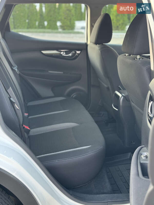 Внедорожник / Кроссовер Nissan Qashqai 2021 в Киеве