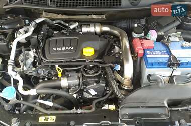 Внедорожник / Кроссовер Nissan Qashqai 2012 в 