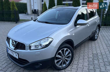 Внедорожник / Кроссовер Nissan Qashqai 2010 в Стрые