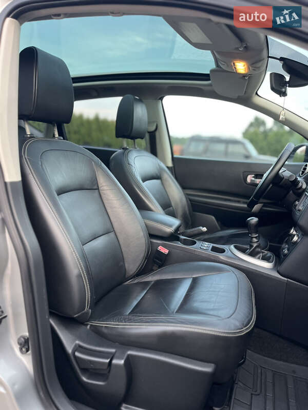 Позашляховик / Кросовер Nissan Qashqai 2010 в Стрию