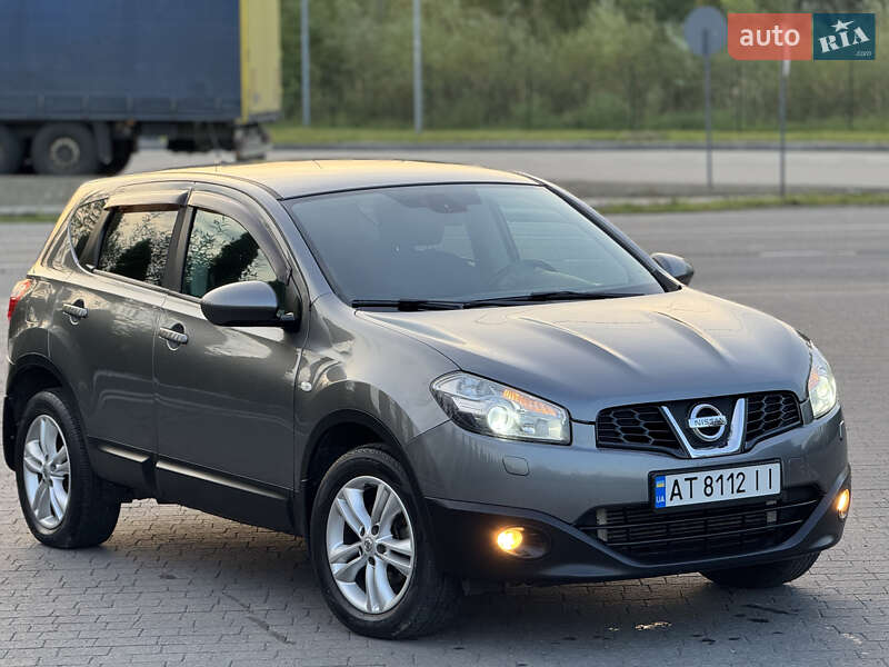 Позашляховик / Кросовер Nissan Qashqai 2011 в Надвірній