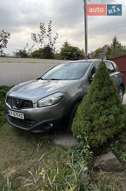 Позашляховик / Кросовер Nissan Qashqai 2013 в Києві