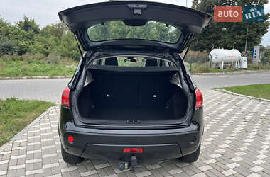 Внедорожник / Кроссовер Nissan Qashqai 2008 в 