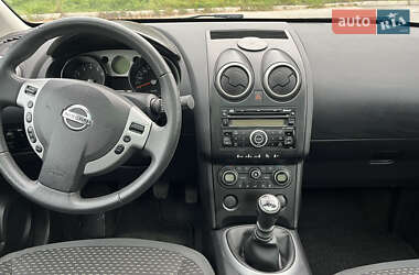 Внедорожник / Кроссовер Nissan Qashqai 2008 в 