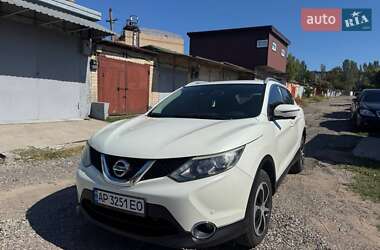 Внедорожник / Кроссовер Nissan Qashqai 2016 в Запорожье