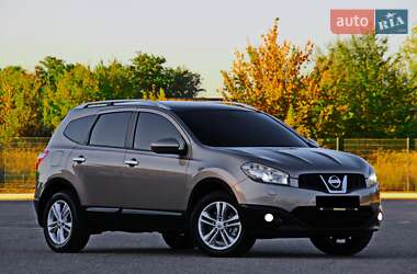 Внедорожник / Кроссовер Nissan Qashqai 2011 в Днепре