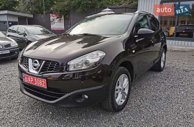 Внедорожник / Кроссовер Nissan Qashqai 2010 в Хмельницком