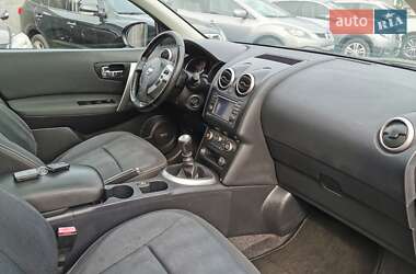Внедорожник / Кроссовер Nissan Qashqai 2010 в 
