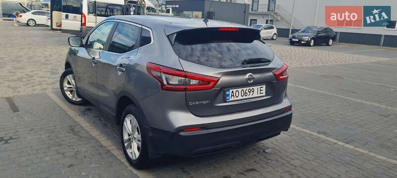 Внедорожник / Кроссовер Nissan Qashqai 2018 в Ужгороде